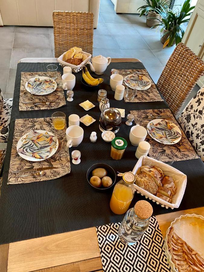 Bed and Breakfast Aux 2 Girouettes Merville  Екстер'єр фото